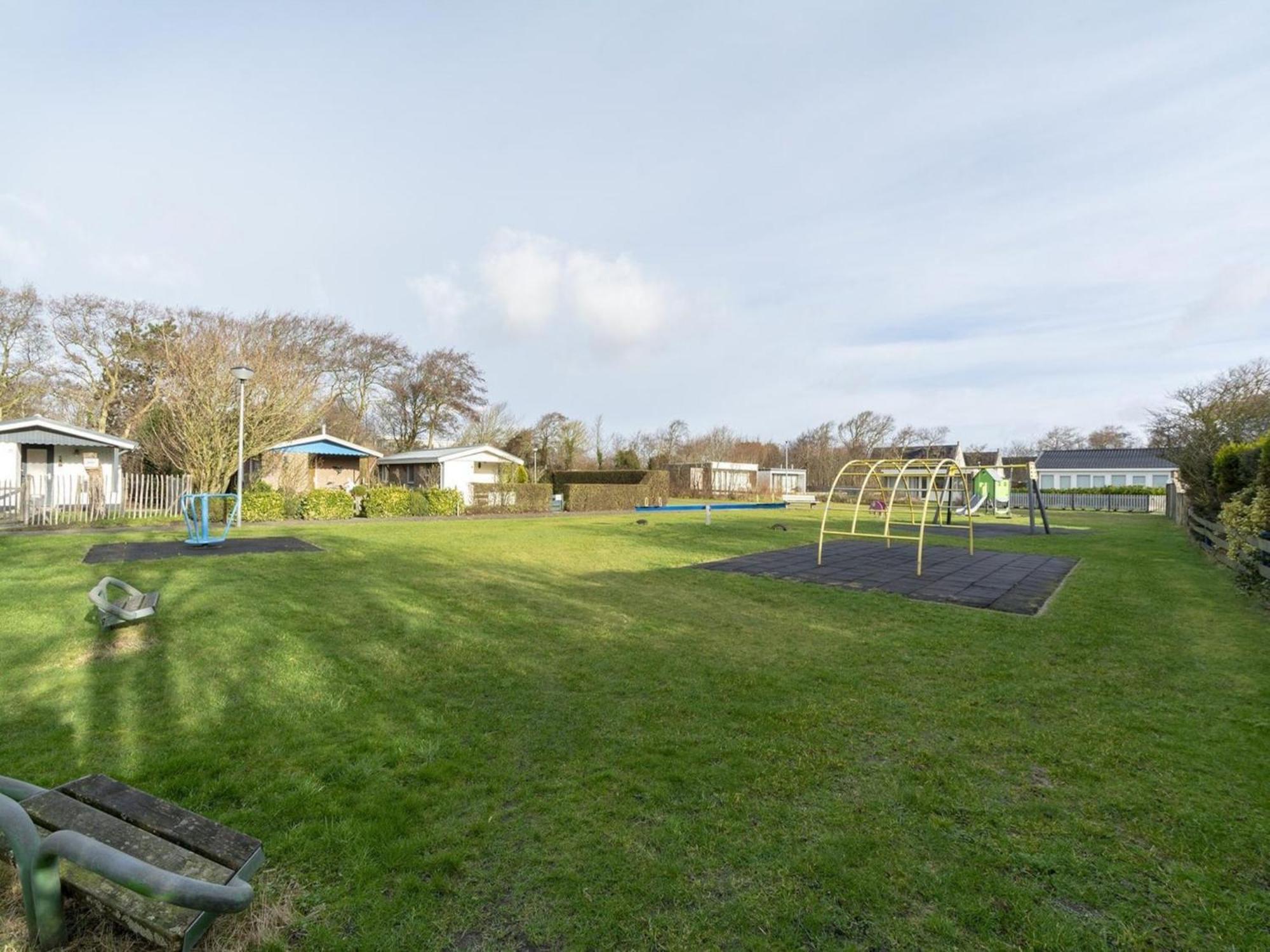 Holiday Home With Playground Callantsoog Exterior foto